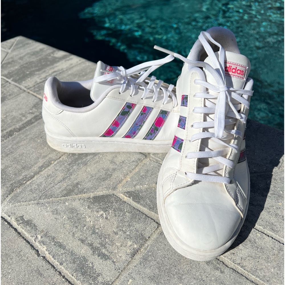 Adidas x Farm Rio Grand
Court Floral Print Shoes